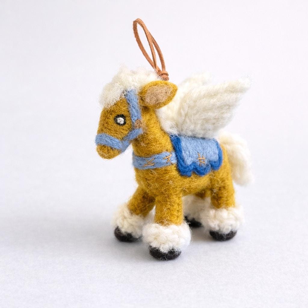 Handmade Felt Pegasus Keychain, Cute Flying Horse Bag Charm, Wool Felt Horse Ornament, Backpack Charm, Car Mirror Hanging, Gift for Friends