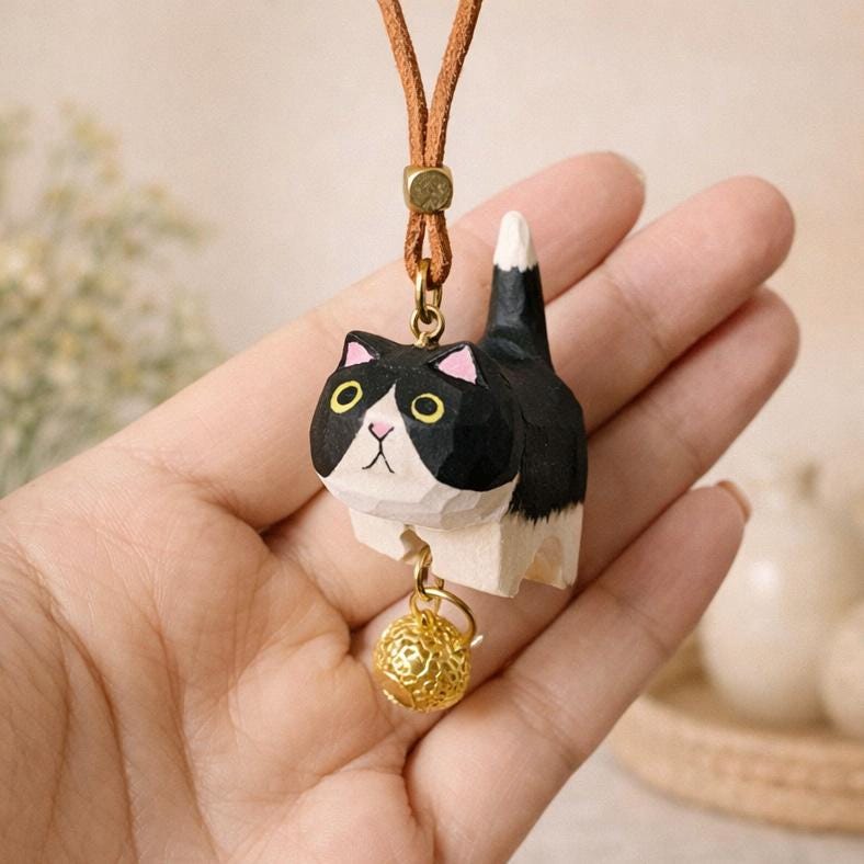 Hand Carved Wooden Cat Car Hanging Ornament, Lucky Cat Rearview Mirror Charm, Cute Bag Charms, Keychain Gift, Japanese Style Car Accessory