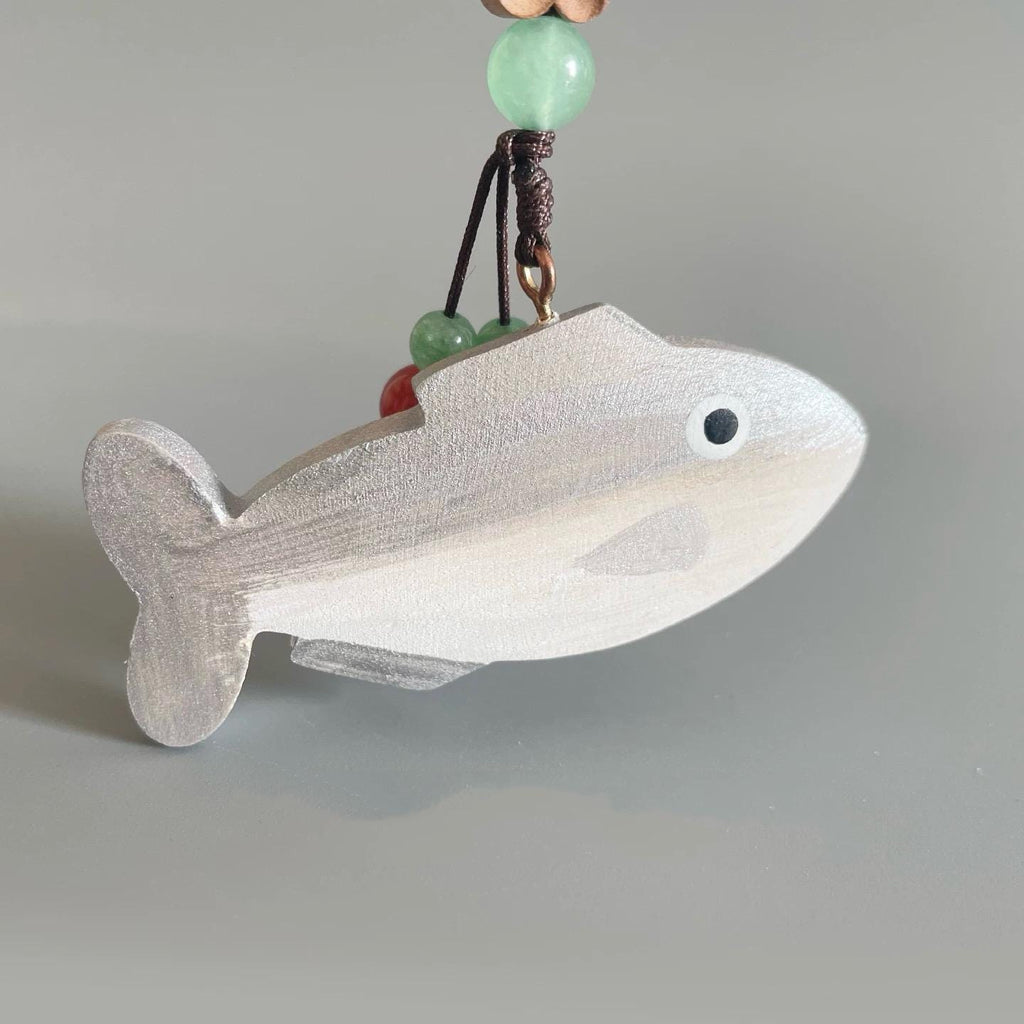 Hand Carved Wooden Fish Keychain, Minimalist Fish Bag Charm, Cute Ocean Animal Keyring, Small Wood Fish Pendant, Nature Inspired Gift