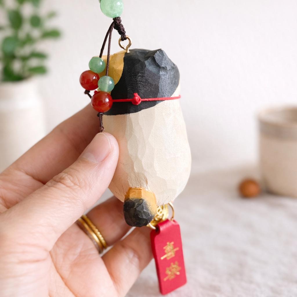 Japanese Style Lucky Cat Car Hanging Charm, Hand Carved Wooden Maneki Cat Ornament, Good Luck Rearview Mirror Decor, Bag Charm Gift