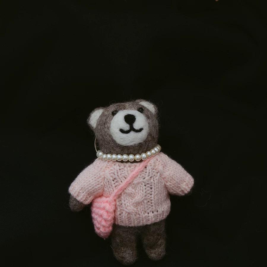 Handmade Felt Bear Keychain, Cute Wool Teddy Bag Charm with Pink Sweater and Mini Purse, Animal Pendant Gift for Her