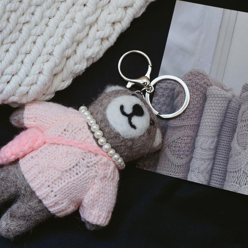 Handmade Felt Bear Keychain, Cute Wool Teddy Bag Charm with Pink Sweater and Mini Purse, Animal Pendant Gift for Her