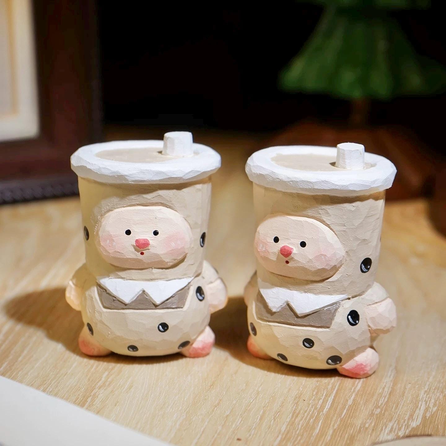 Hand Carved Wooden Bubble Tea Pig Figurine, Linden Wood Cute Boba Milk Tea Sculpture, Handmade Desk Decor, Kawaii Animal Gift