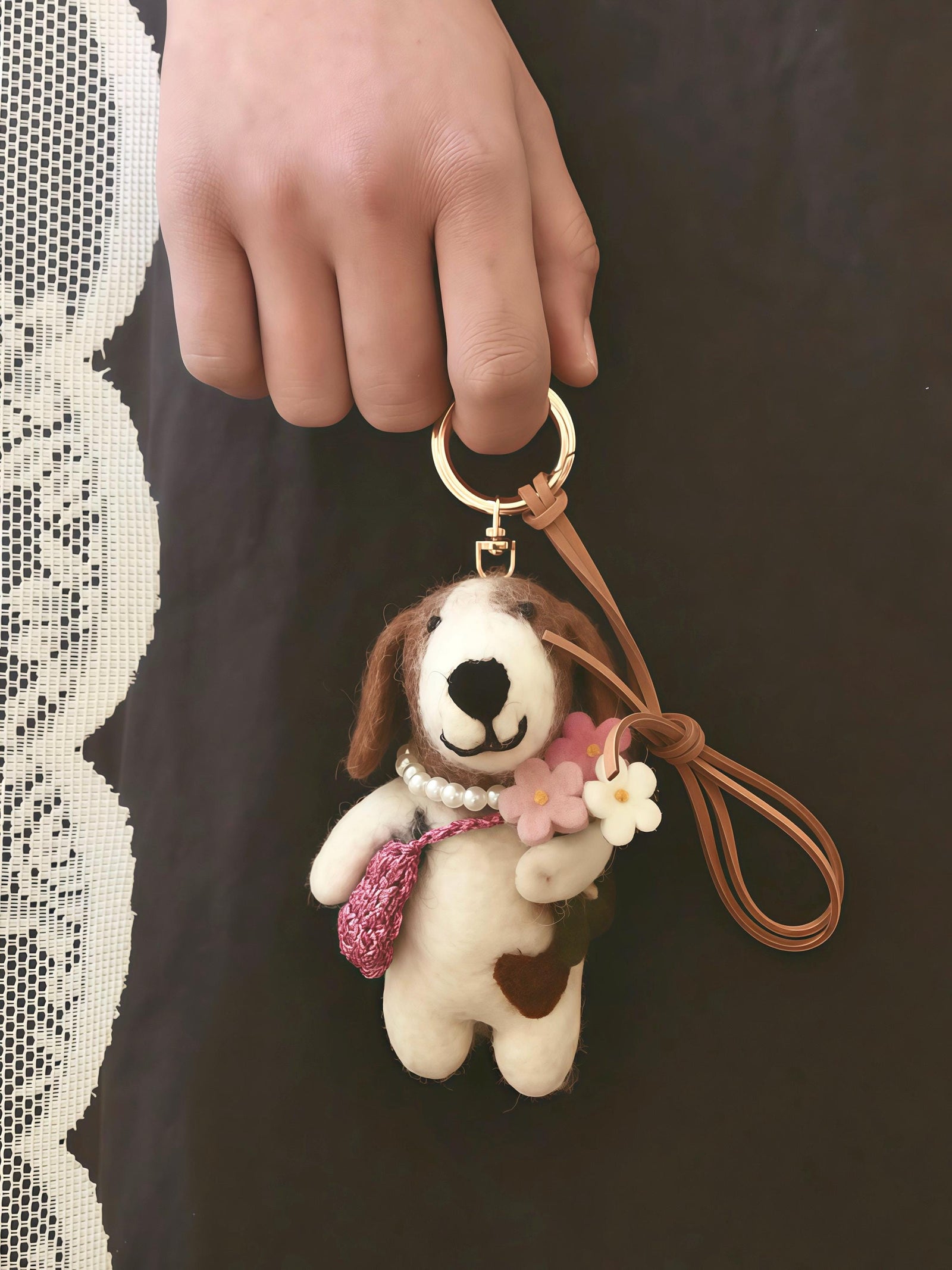 Handmade Felt Dog Keychain with Flower, Wool Puppy Bag Charm, Cute Mini Animal Pendant Gift for Her