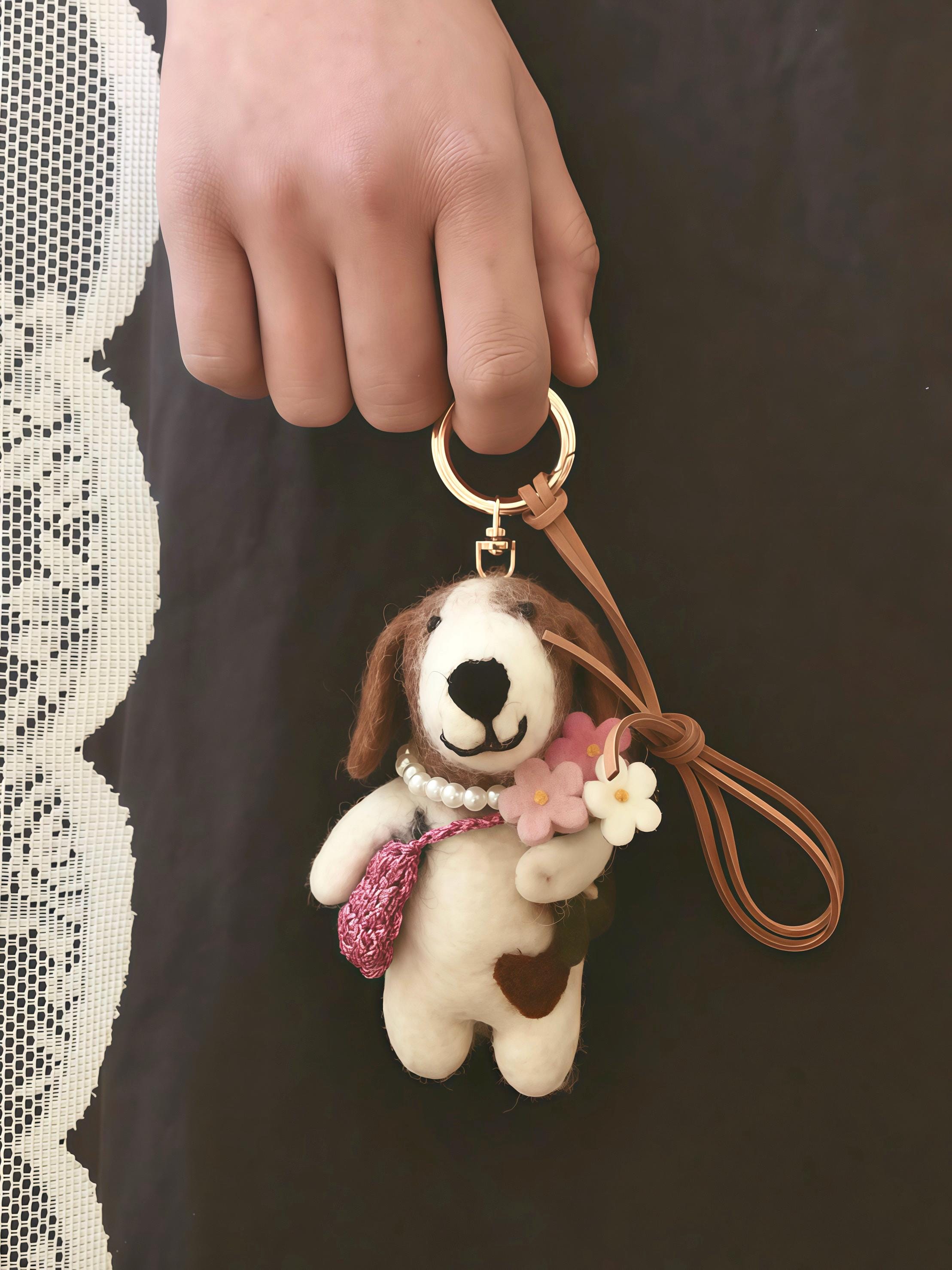 Handmade Felt Dog Keychain with Flower, Wool Puppy Bag Charm, Cute Mini Animal Pendant Gift for Her