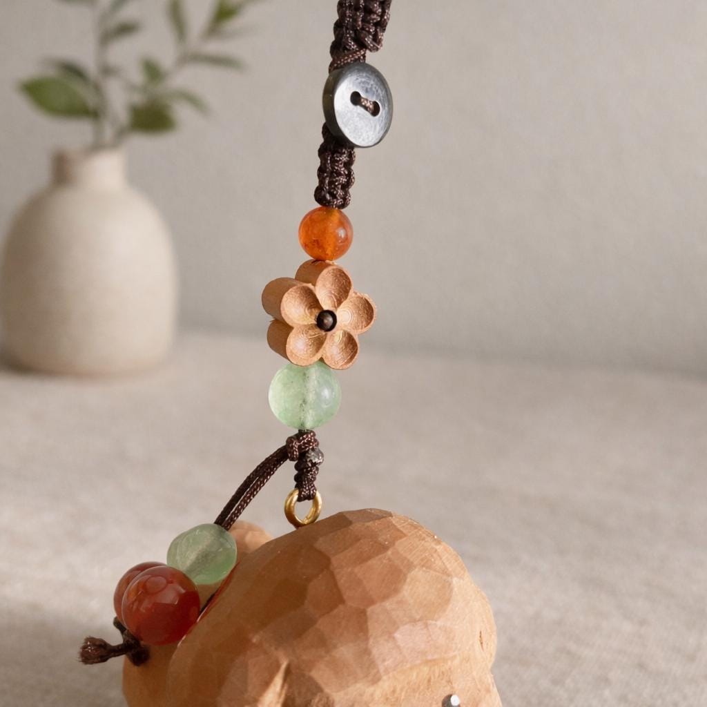 Hand Carved Wooden Dog Keychain, Cute Puppy Keyring, Handmade Wood Bag Charm, Phone Charms, Car Key Pendant, Gift for Friends
