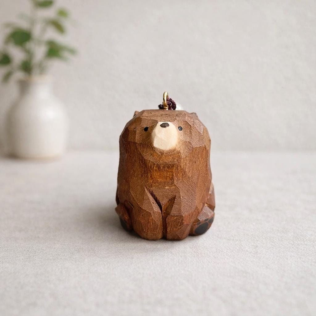 Japanese Hand Carved Wooden Bear Keychain, Cute Bag Charm, Handmade Wood Bear Pendant, Lucky Peace Charm Key Ring, Backpack, Phone Charm