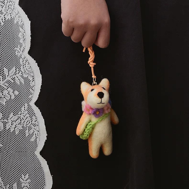 Handmade Felt Dog Keychain, Needle Felted Puppy Bag Charm with Detachable Key Ring, Cute Wool Animal Keychain Gift