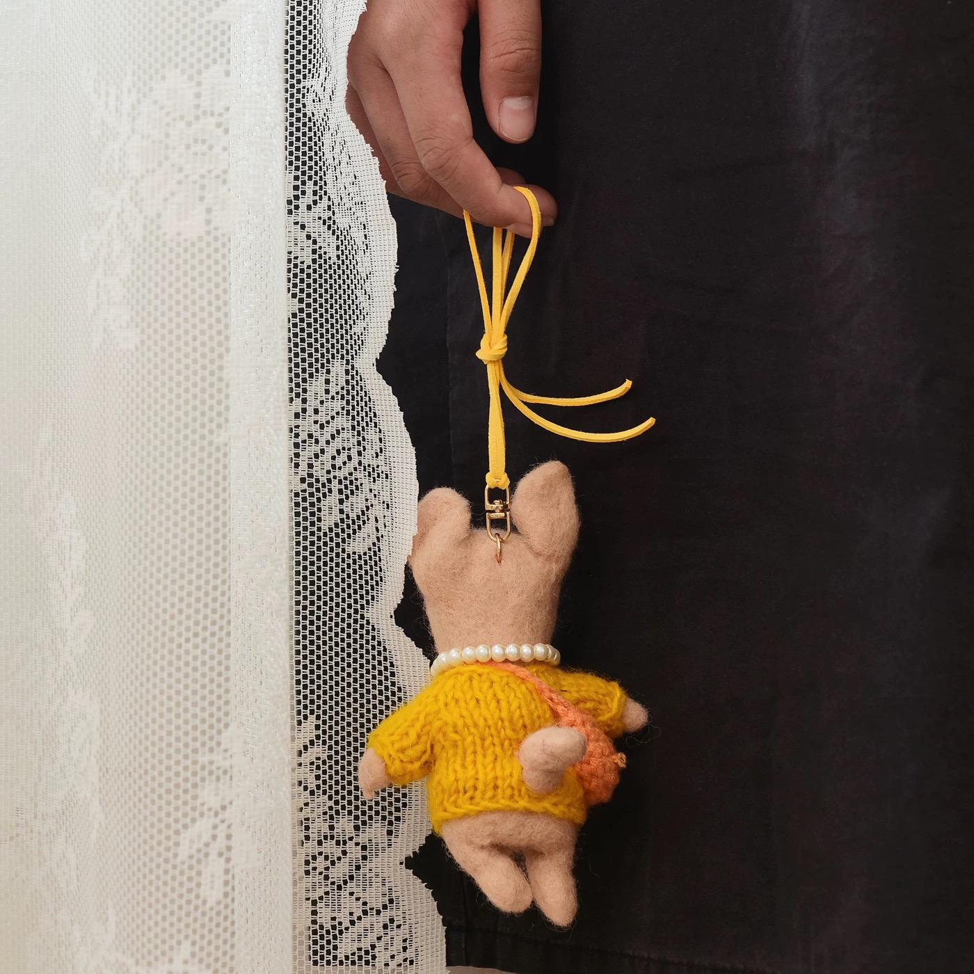 Handmade Felt Pig Keychain, Wool Felt Pig Doll Bag Charm with Yellow Sweater, Handcrafted Animal Keyring, Cute Handmade Gift