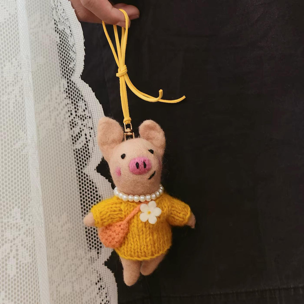 Handmade Felt Pig Keychain, Wool Felt Pig Doll Bag Charm with Yellow Sweater, Handcrafted Animal Keyring, Cute Handmade Gift
