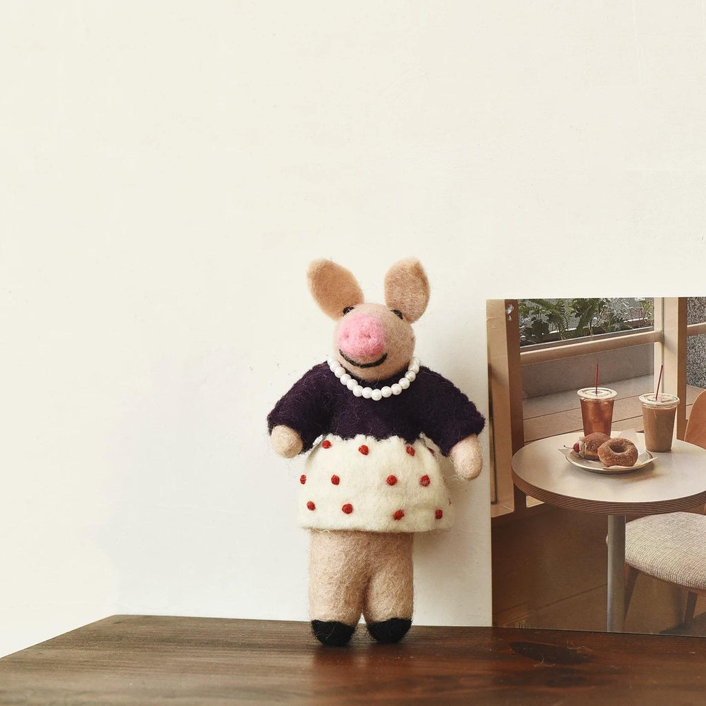 Mom&baby Handmade Wool Felt Pig Bag Charm, Cute Pig with piggy backpack Keychain, Needle Felt Animal Pendant, Soft Gift for Her