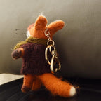 Handmade Wool Felt Fox Keychain, Cute Animal Bag Charm with Scarf, Kawaii Fox Pendant, Handmade Gift, Fall Winter Accessory
