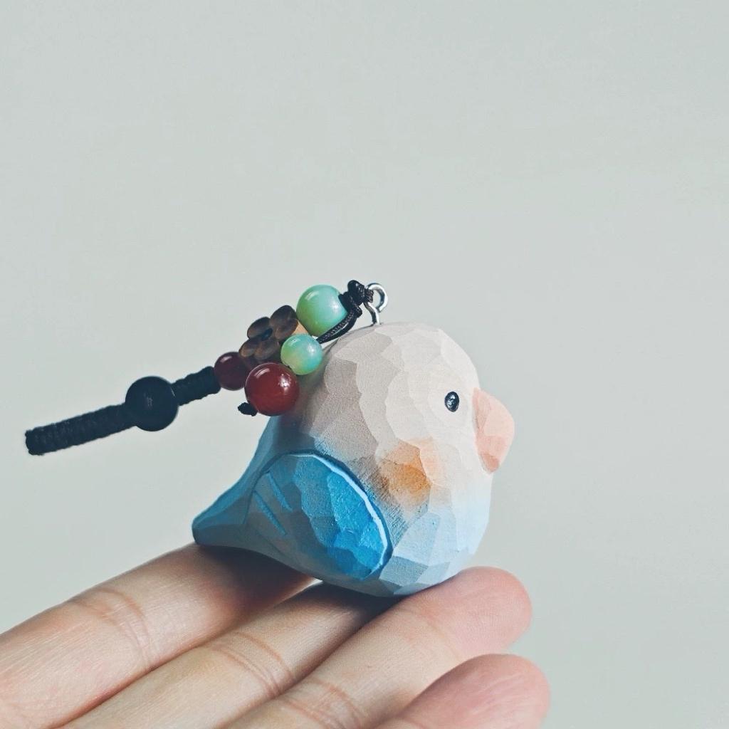 Japanese Handmade Wooden Blue Bird Keychain, Cute Bird Wood Carving Bag Charm, Kawaii Animal Pendant Key Chain, Lucky Gift for Her