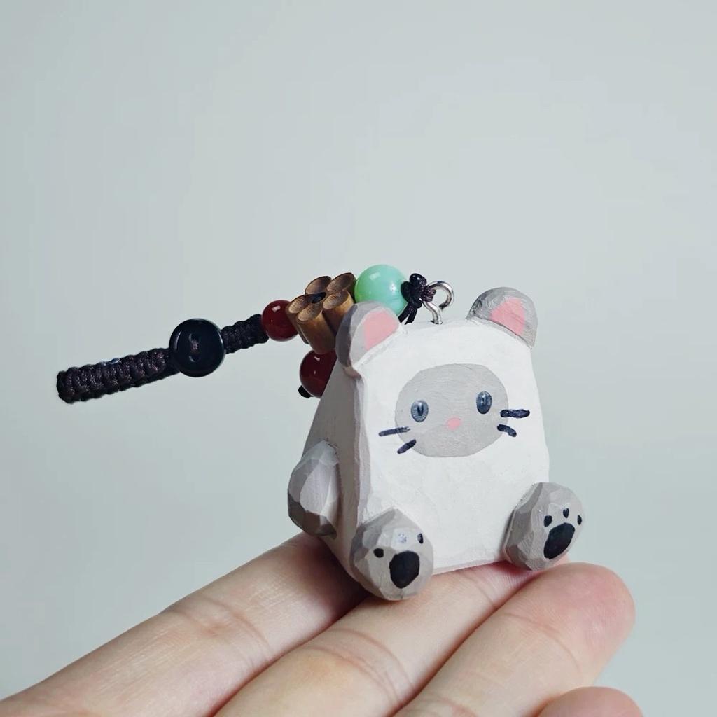 Hand Carved Wooden Cat Keychain, Cute Cat Charm, Mini Wood Animal Pendant, Bag Charm, Key Ring, Handmade Gift, Pocket Companion