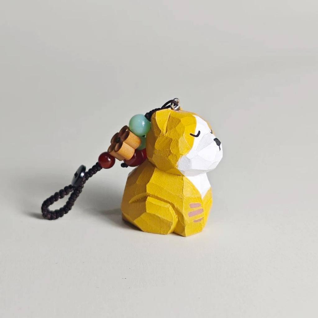 Japanese Style Kitten Wood Carving Keychain, Hand Carved Cute Cat Charm, Wooden Cat Bag Charm, Car Keychain, Gift for Cat Lovers