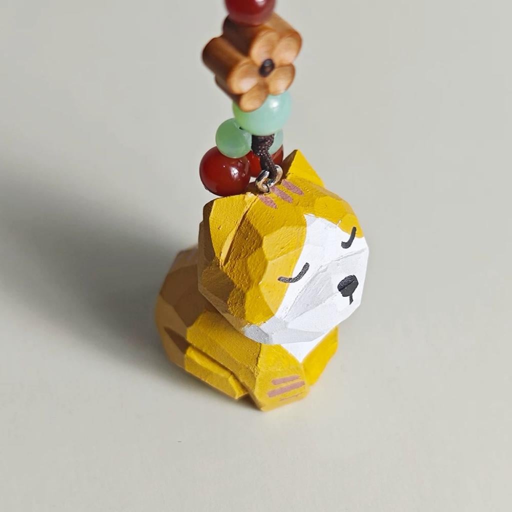 Japanese Style Kitten Wood Carving Keychain, Hand Carved Cute Cat Charm, Wooden Cat Bag Charm, Car Keychain, Gift for Cat Lovers
