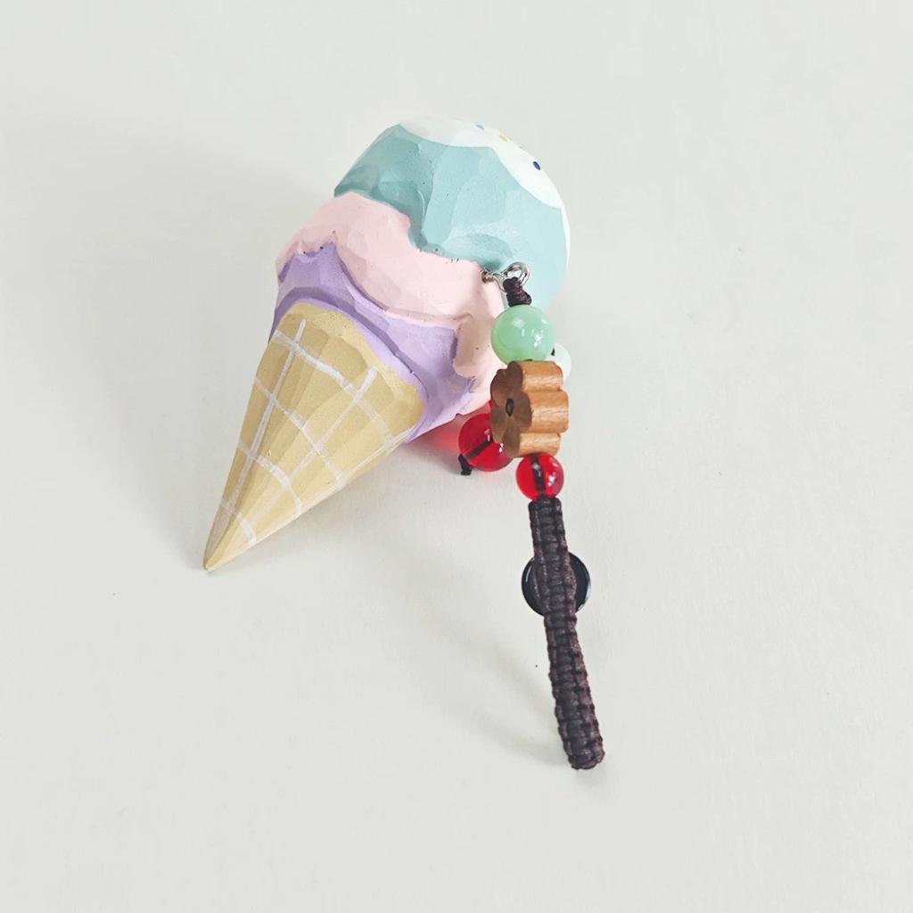 Japanese Style Ice Cream Wood Carving Keychain, Handmade Wood Ice Cream Cone Charm, Cute Dessert Bag Charm Key Ring Gift for Her