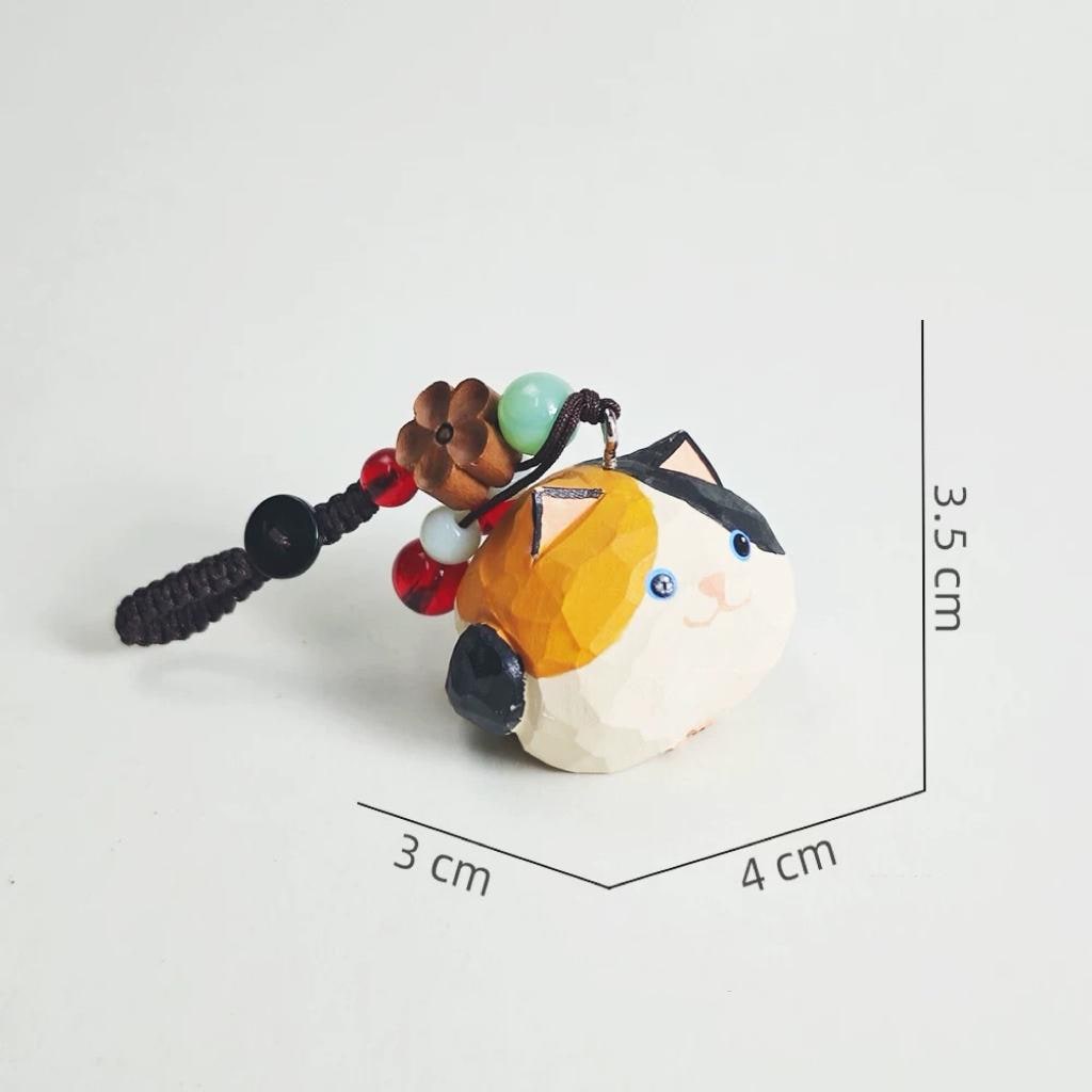 Japanese Style Calico Cat Wooden Keychain Pendant, Hand Carved Round Kitten Charm, Cute Tricolor Cat Bag Charm, Animal Key Ring Gift for Her