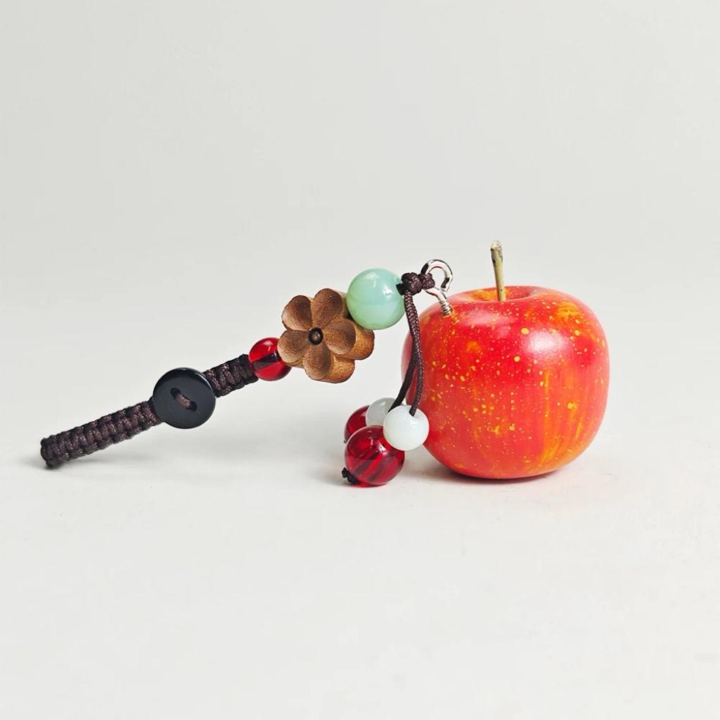 Japanese Style Wooden Apple Keychain Pendant, Hand Carved Fruit Charm, Lucky Apple Bag Charm, Cute Kawaii Keychain, Gift for Her