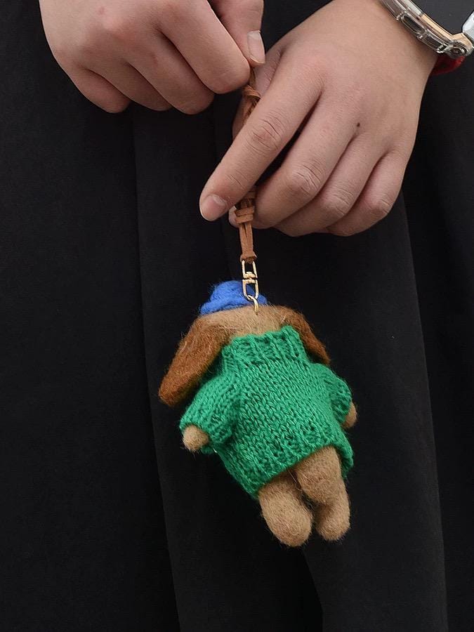 Cute Felt Dog Keychain, Handmade Wool Dog Pendant, Sweater Puppy Bag Charm, Aesthetic Keyring, Gift for Her, Cute Animal Charm