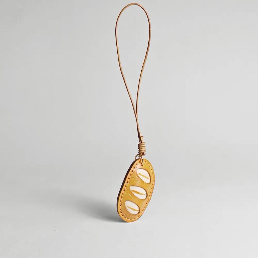 Leather Bread Keychain, French Baguette, Handmade Leather Bag Pendant, Cute Food Keyring, Car Rear Mirror Hanging Ornament, Gift for Her