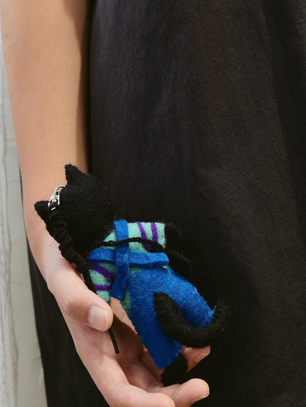 Japanese Black Cat Keychain, Handmade Felt Charm, Aesthetic Animal Keyring, Car Rear Mirror Hanging Ornament, Gift for Cat Lover