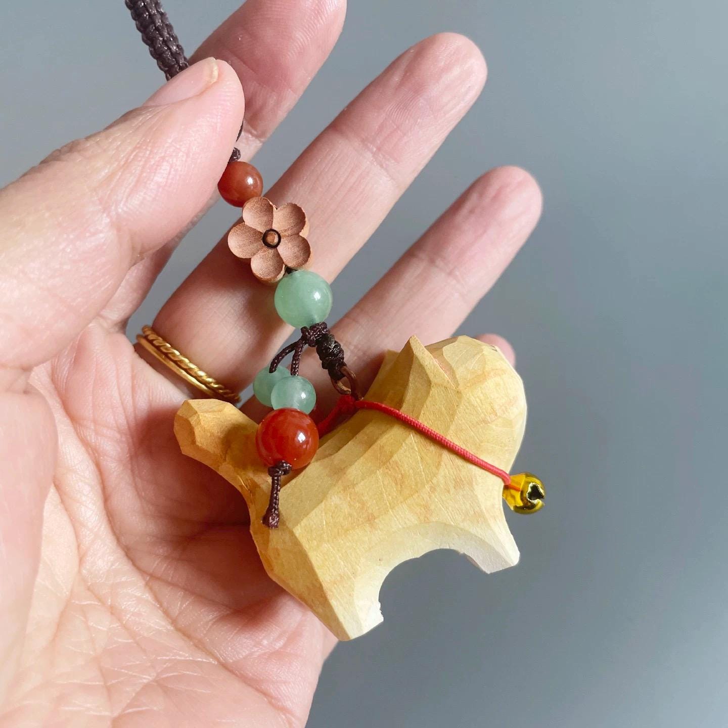 Japanese Style Wooden Lucky Cat Keychain, Hand Carved Golden Cat Pendant, Cute Cat Bag Charm, Animal Keychain, Phone Charm Gift
