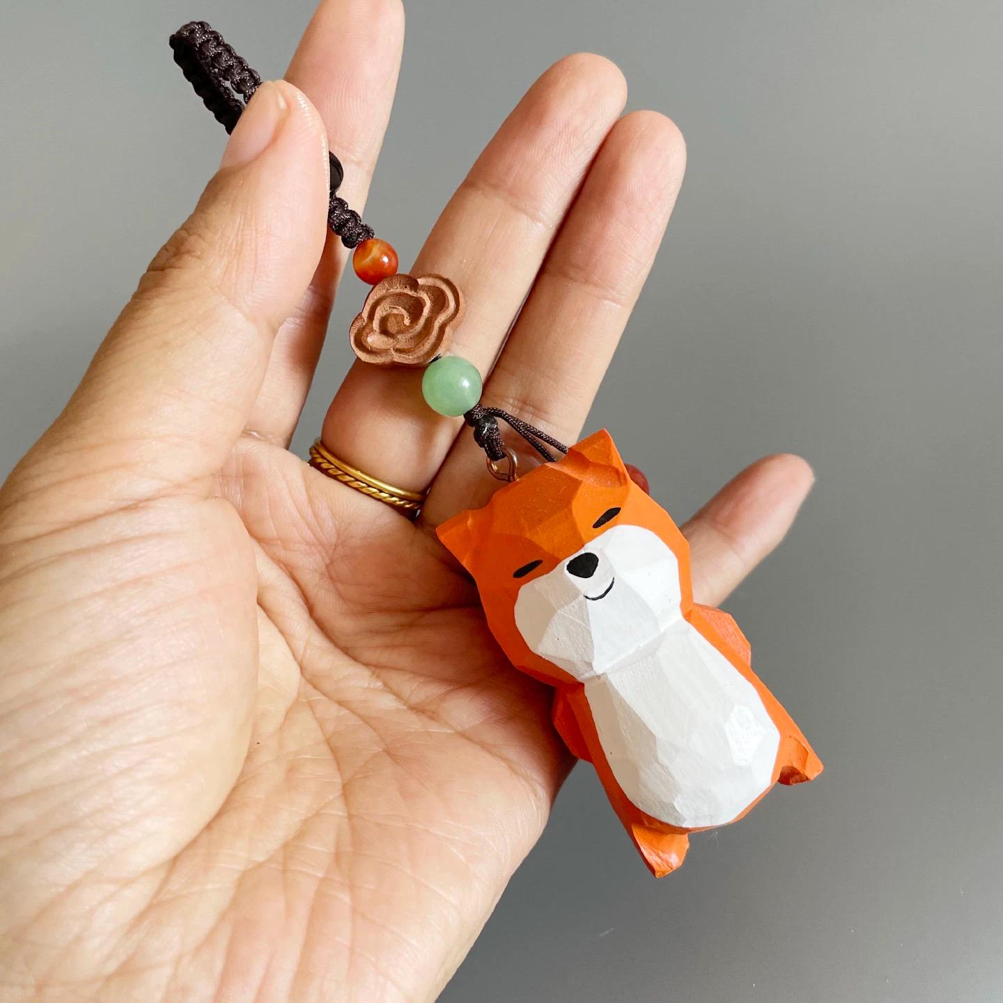 Japanese Style Wooden Fox Keychain Gift Box, Hand Carved Fox Charm, Cute Animal Pendant, Handmade Bag Charm, Unique Birthday Gift