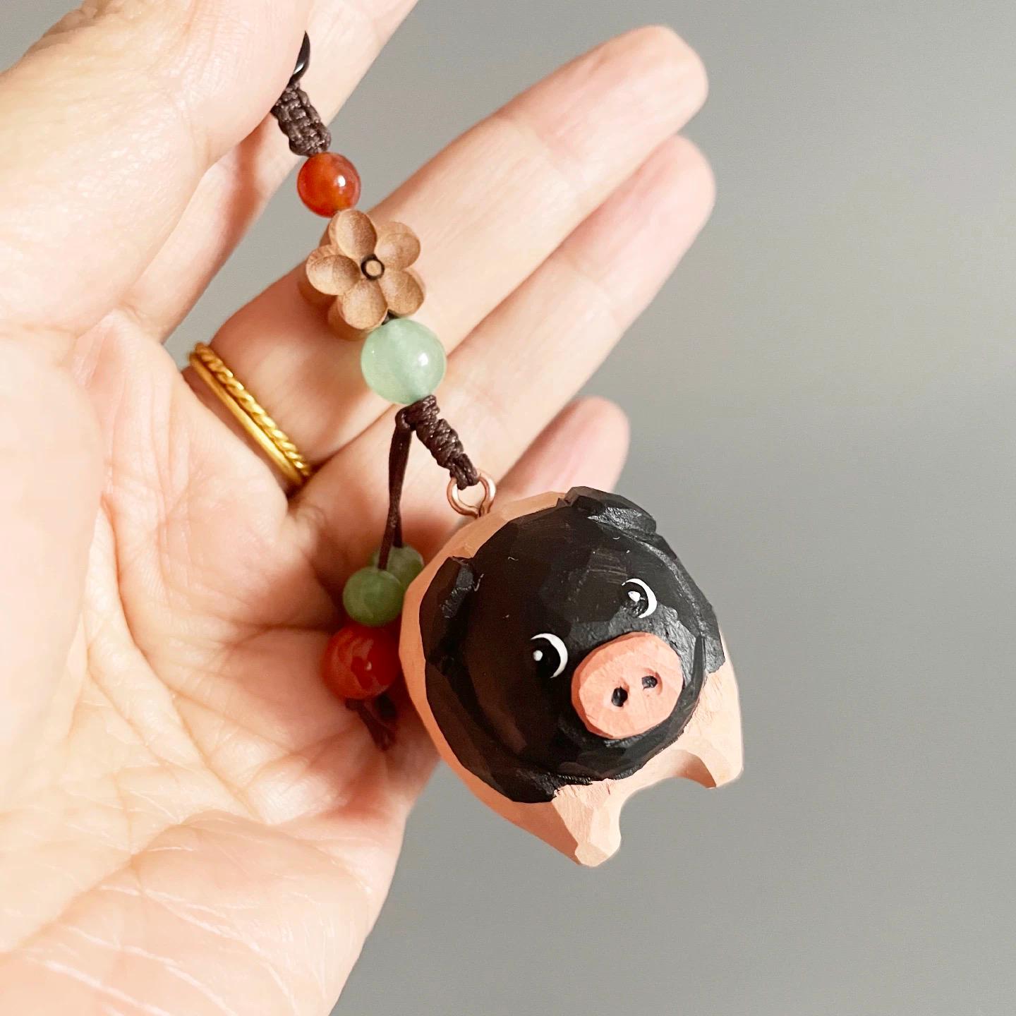 Japanese Style Wooden Handmade Pig Keychain, Hand Carved Pig Pendant, Cute Pig Bag Charm, Mini Animal Keyring Gift