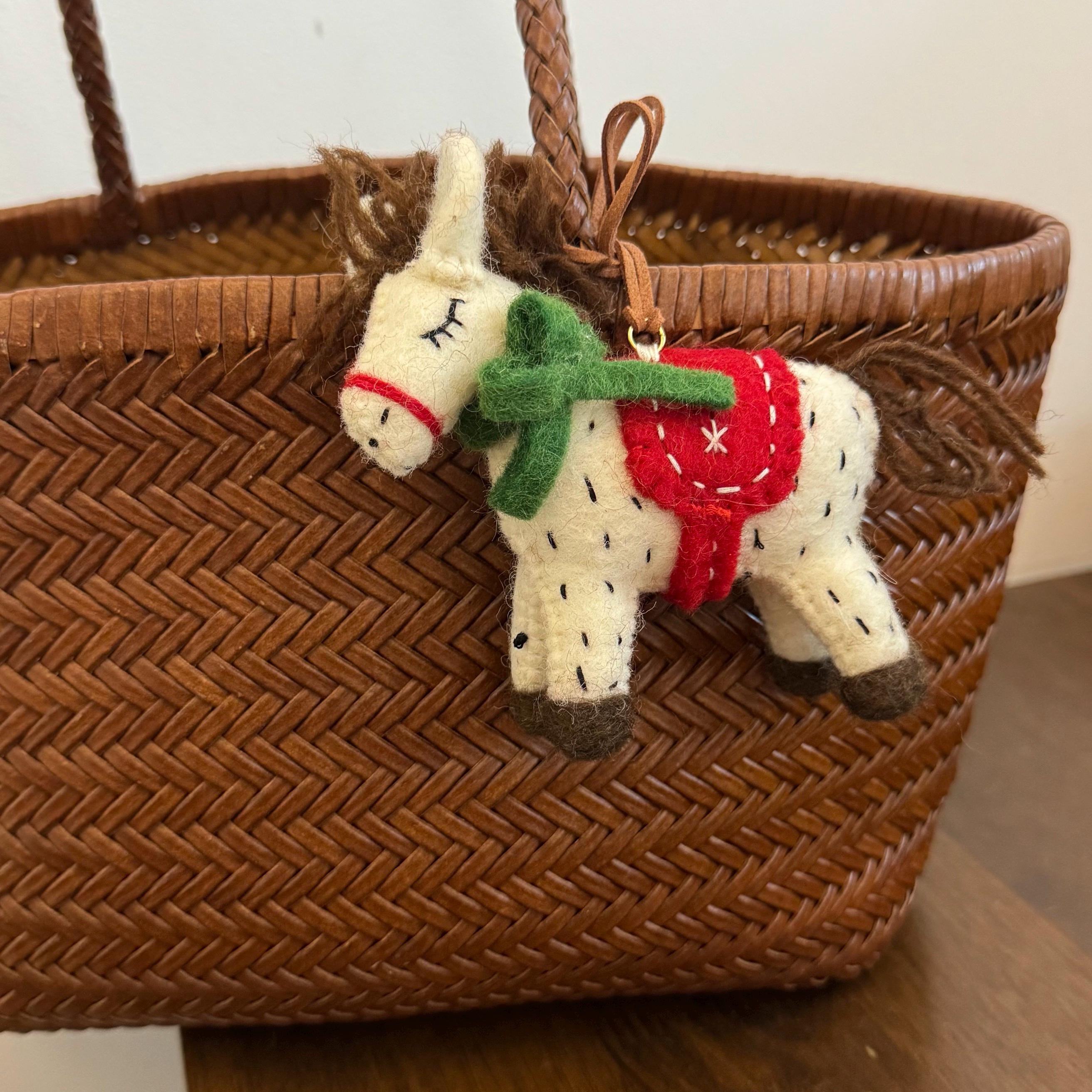 Japanese Style Lucky Felt Horse Pendant, Handmade Wool Felt Pony Bag Charm, Cute Horse Keychain, Animal Hanging Ornament, Pendant Gift