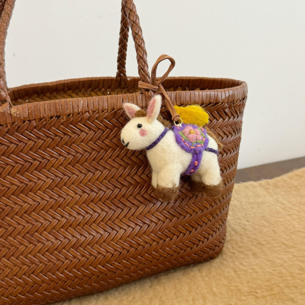 Japanese Style Lucky Felt Horse Pendant, Handmade Wool Felt Pony Bag Charm, Cute Animal Keychain, Horse Hanging Ornament Gift