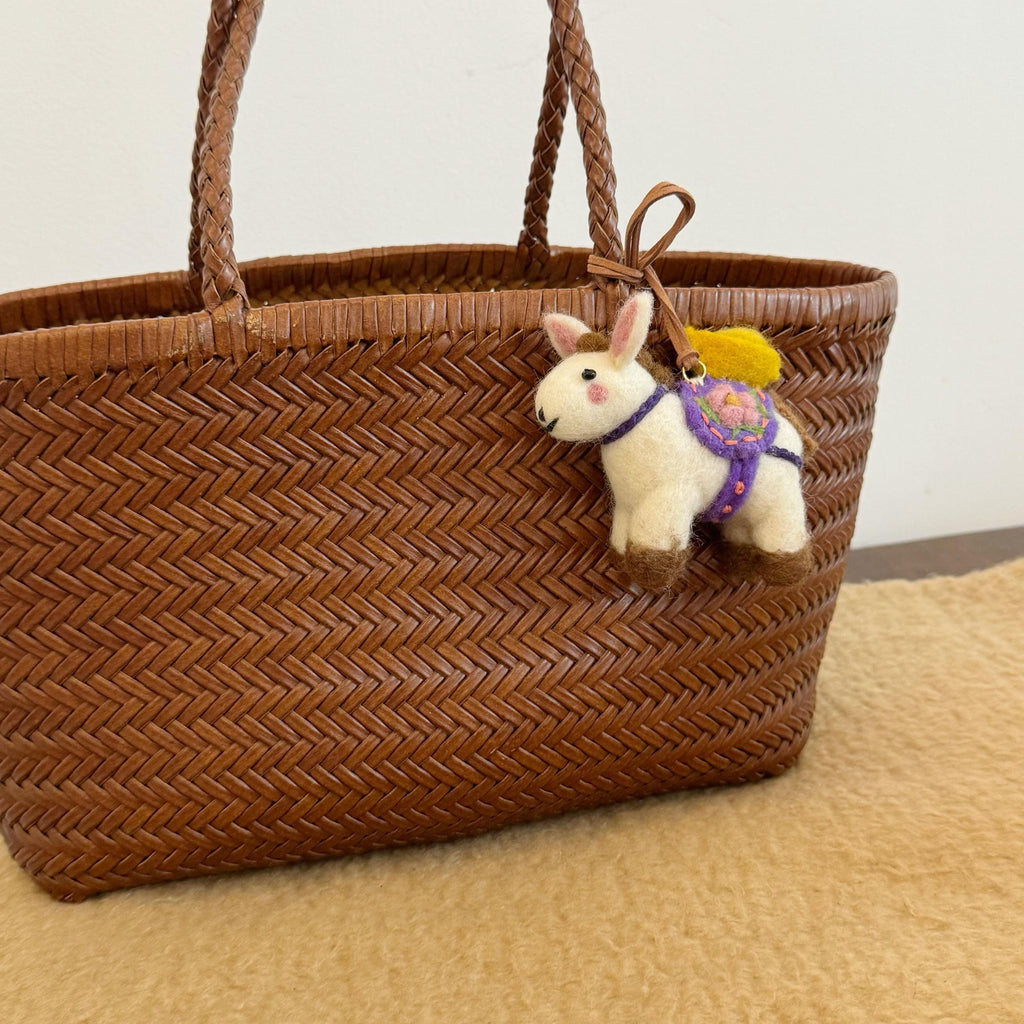 Japanese Style Lucky Felt Horse Pendant, Handmade Wool Felt Pony Bag Charm, Cute Animal Keychain, Horse Hanging Ornament Gift