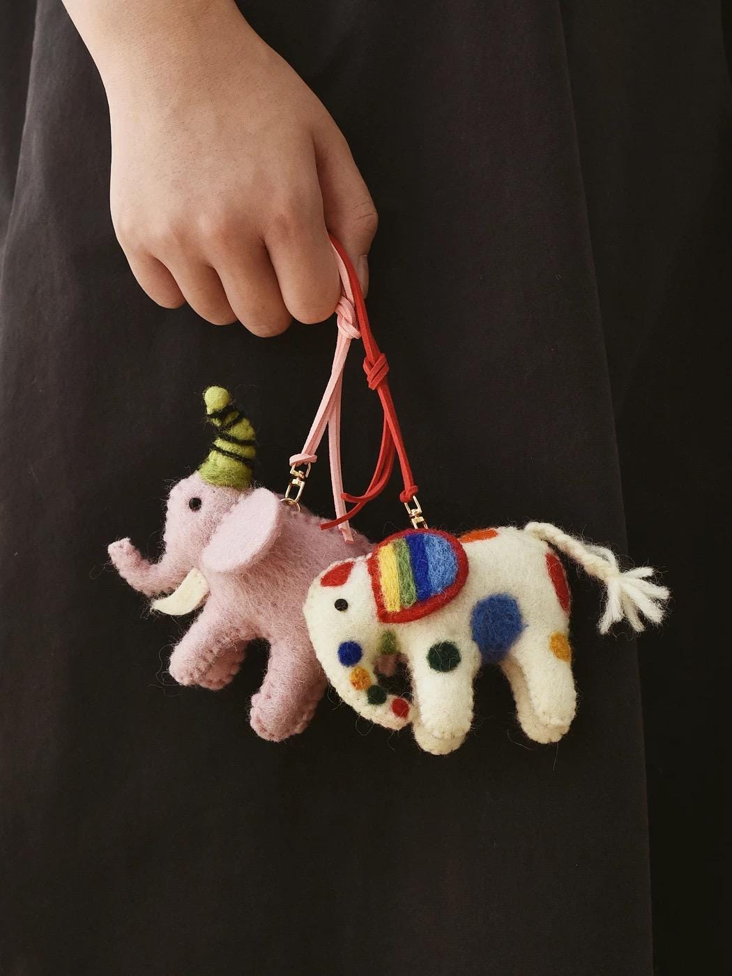 Japanese Style Lucky Felt Elephant Pendant, Handmade Wool Felt Elephant Bag Charm, Cute Colorful Keychain, Elephant Hanging Ornament Gift