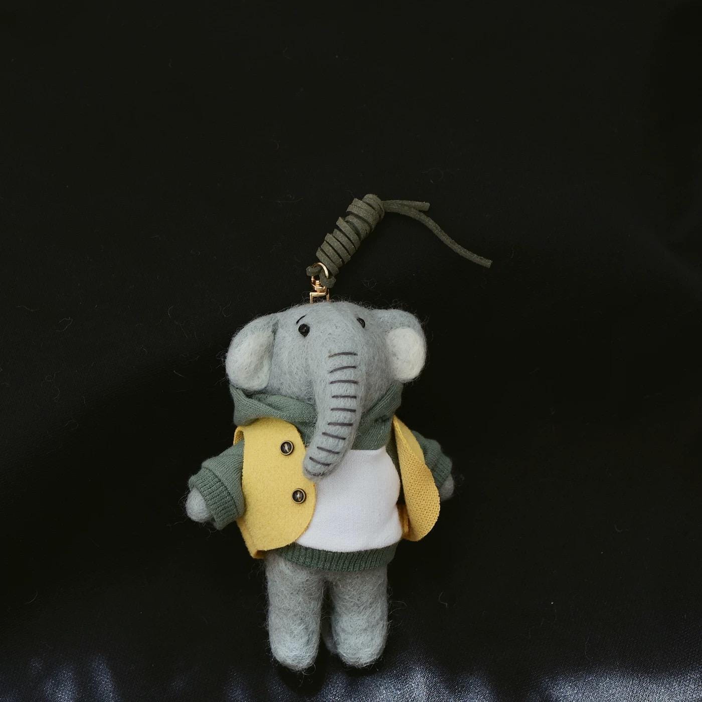 Japanese Style Lucky Felt Elephant Pendant, Handmade Elephant Bag Charm, Cute Wool Felt Animal Keychain, Elephant Gift, Bag Accessory