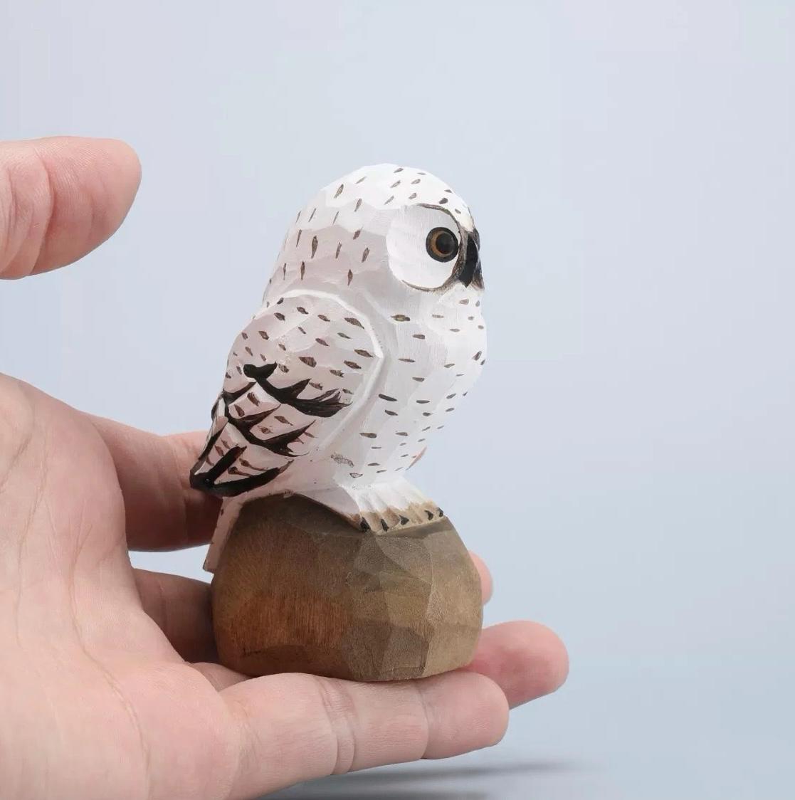 Handmade Minimalist Wooden Owl Figurine, Hand Carved Snowy Owl Sculpture, Nature Decor, Nordic Desk Ornament, Rustic Animal Wood Art Gift