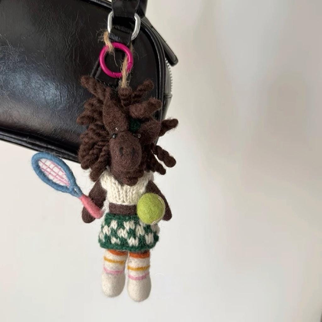 Cute Wool Felt Tennis Horse Keychain, Handmade Pony Bag Charm, Kawaii Animal Hanging Ornament, Sporty Horse Pendant Gift, Lucky Charm