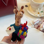 Cute Deer Wool Felt Keychain, Handmade Reindeer Bag Charm, Gift Carrying Deer Hanging Ornament, Kawaii Animal Pendant, Lucky Gift