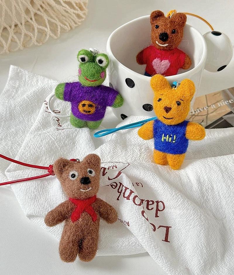 Cute Wool Felt Bear Keychain, Handmade Blue Sweater Bear Bag Charm, Kawaii Animal Hanging Ornament, “Hi” Bear Pendant, Lucky Gift