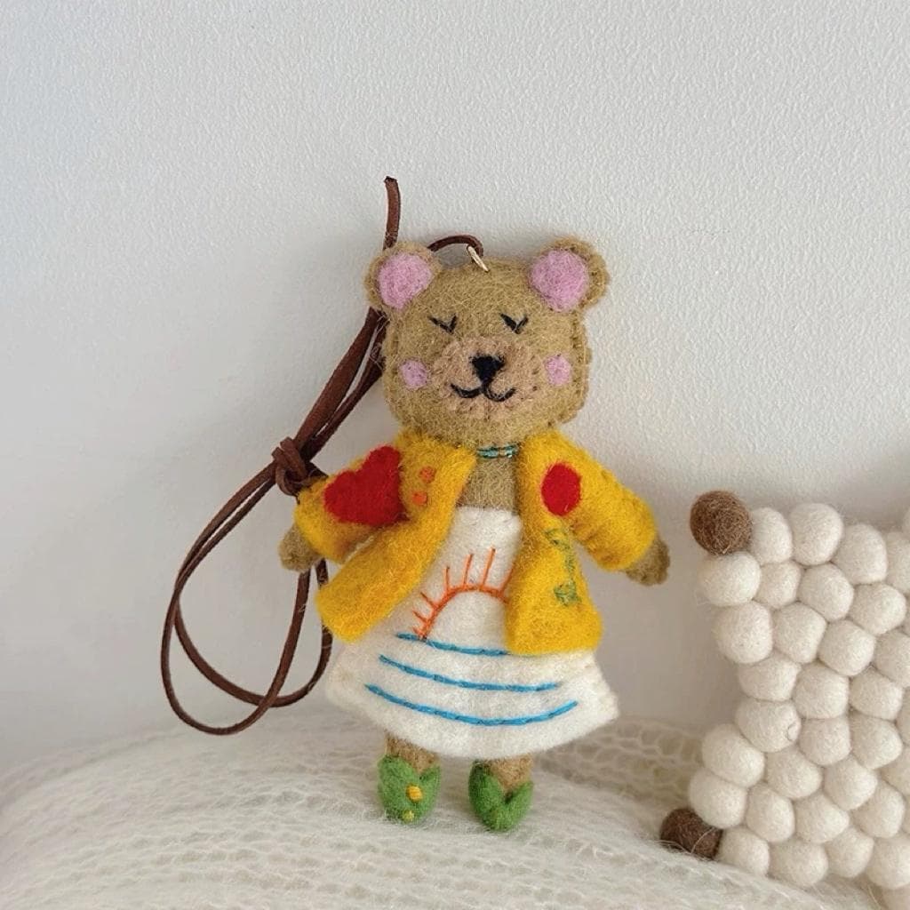 Japanese Style Handmade Wool Felt Bear Pendant, Cute Bear Bag Charm, Animal Keychain, Backpack Hanging Ornament, Kawaii Gift, Lucky Charm