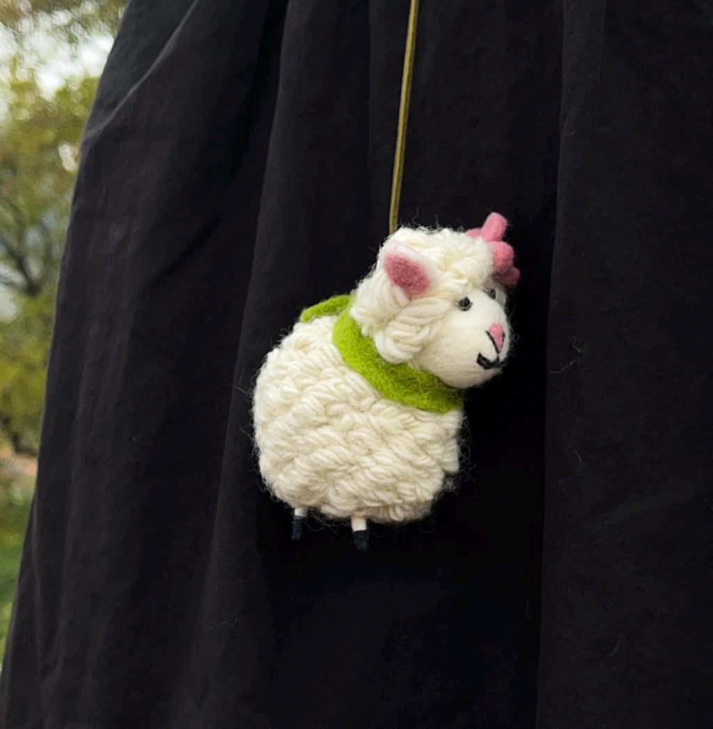 Japanese Style Sheep Pendant, Handmade Wool Felt Lamb Bag Charm, Cute Animal Keychain, White Sheep Hanging Ornament, Backpack Charm,Gift