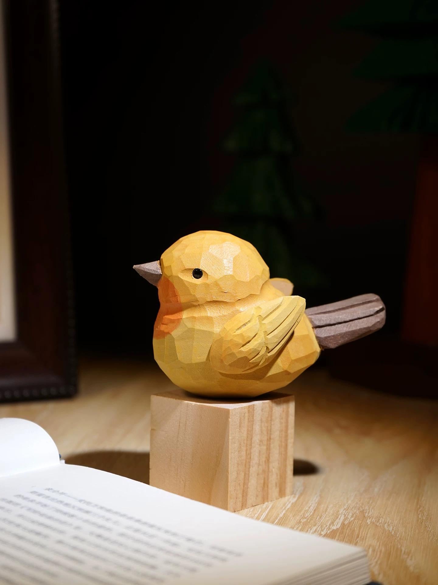 Japanese Style Handmade Fat Bird Figurine, Single Linden Wood Bird Statue, Detachable Wing Bird Decor, Cute Desk Ornament, Decoration Gift