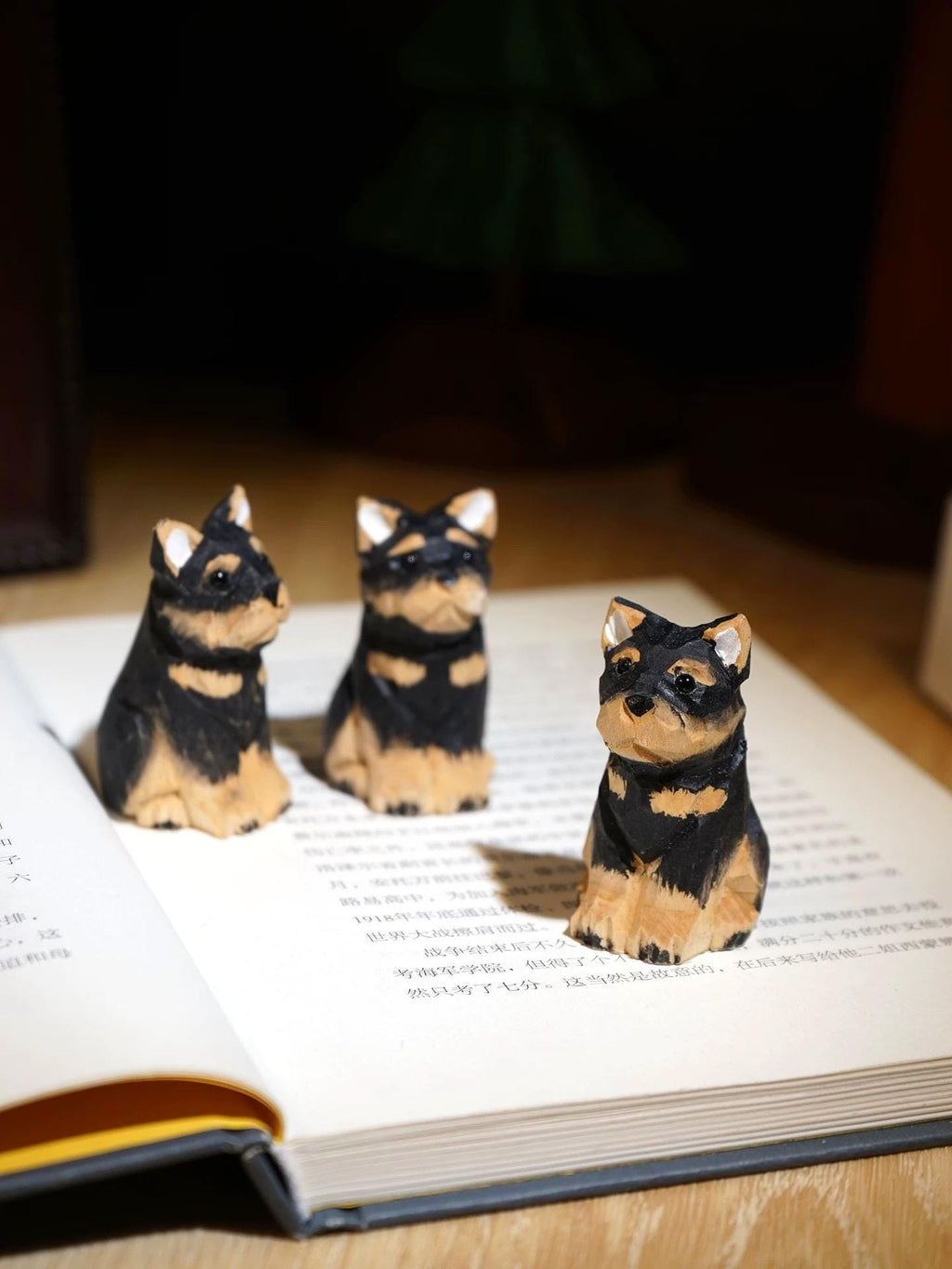 Japanese Style Handmade Wooden Rottweiler Puppy Figurine, Cute Dog Desk Decor, Mini Wood Carved Animal Ornament, Small Pet Sculpture Gift