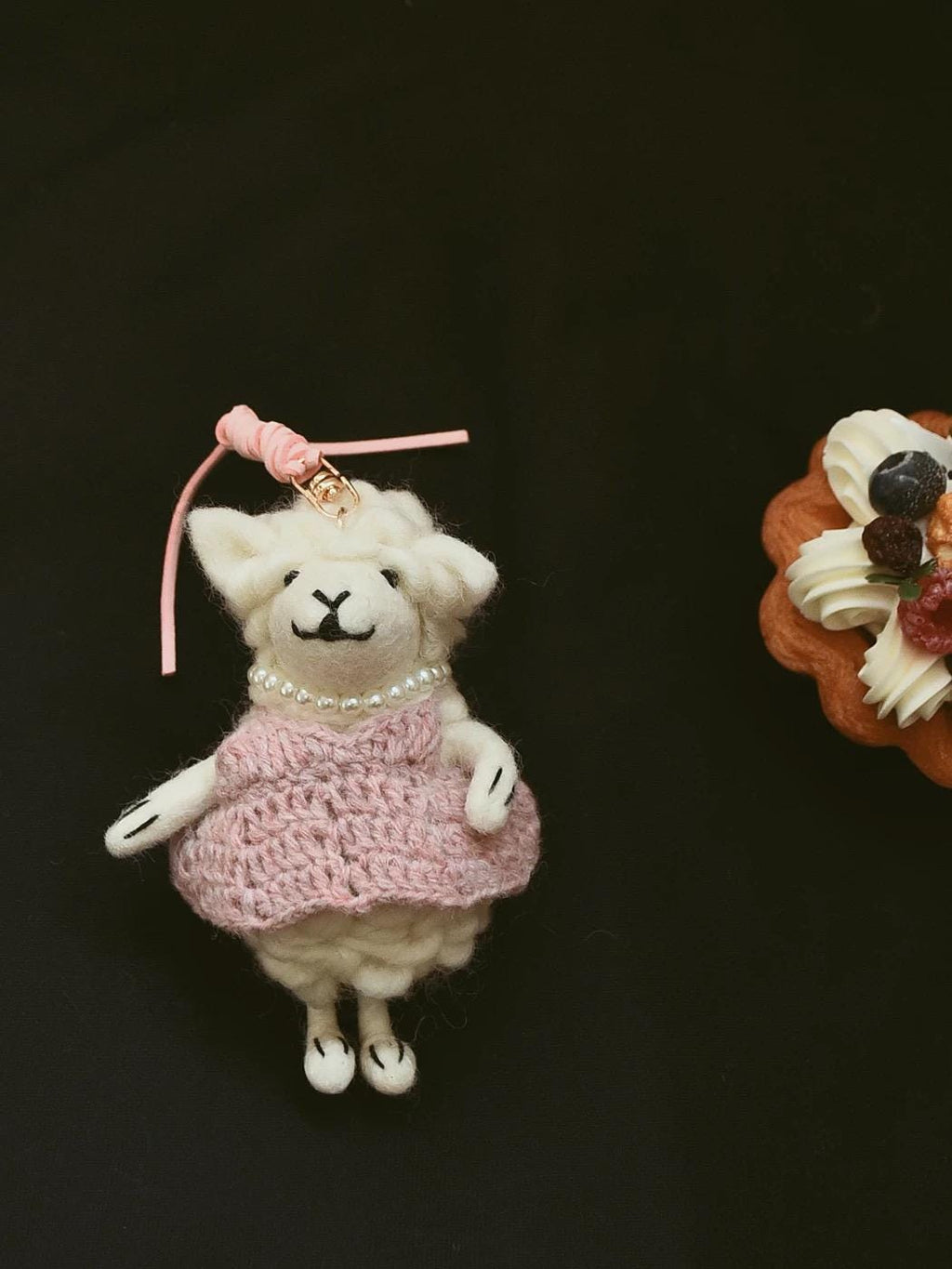 Handmade Felt Sheep Keychain, Cute Wool Lamb Bag Charm with Pink Sweater, Mini Animal Pendant Gift for Her