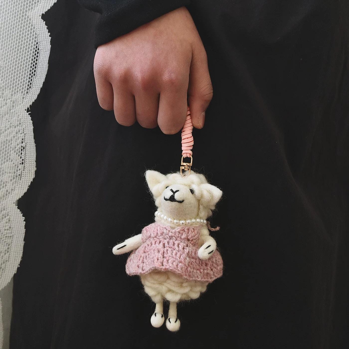 Handmade Felt Sheep Keychain, Cute Wool Lamb Bag Charm with Pink Sweater, Mini Animal Pendant Gift for Her