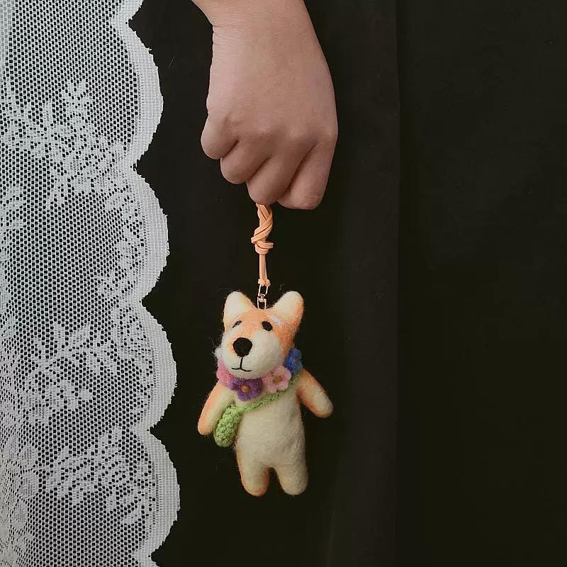Handmade Felt Dog Keychain, Needle Felted Puppy Bag Charm with Detachable Key Ring, Cute Wool Animal Keychain Gift