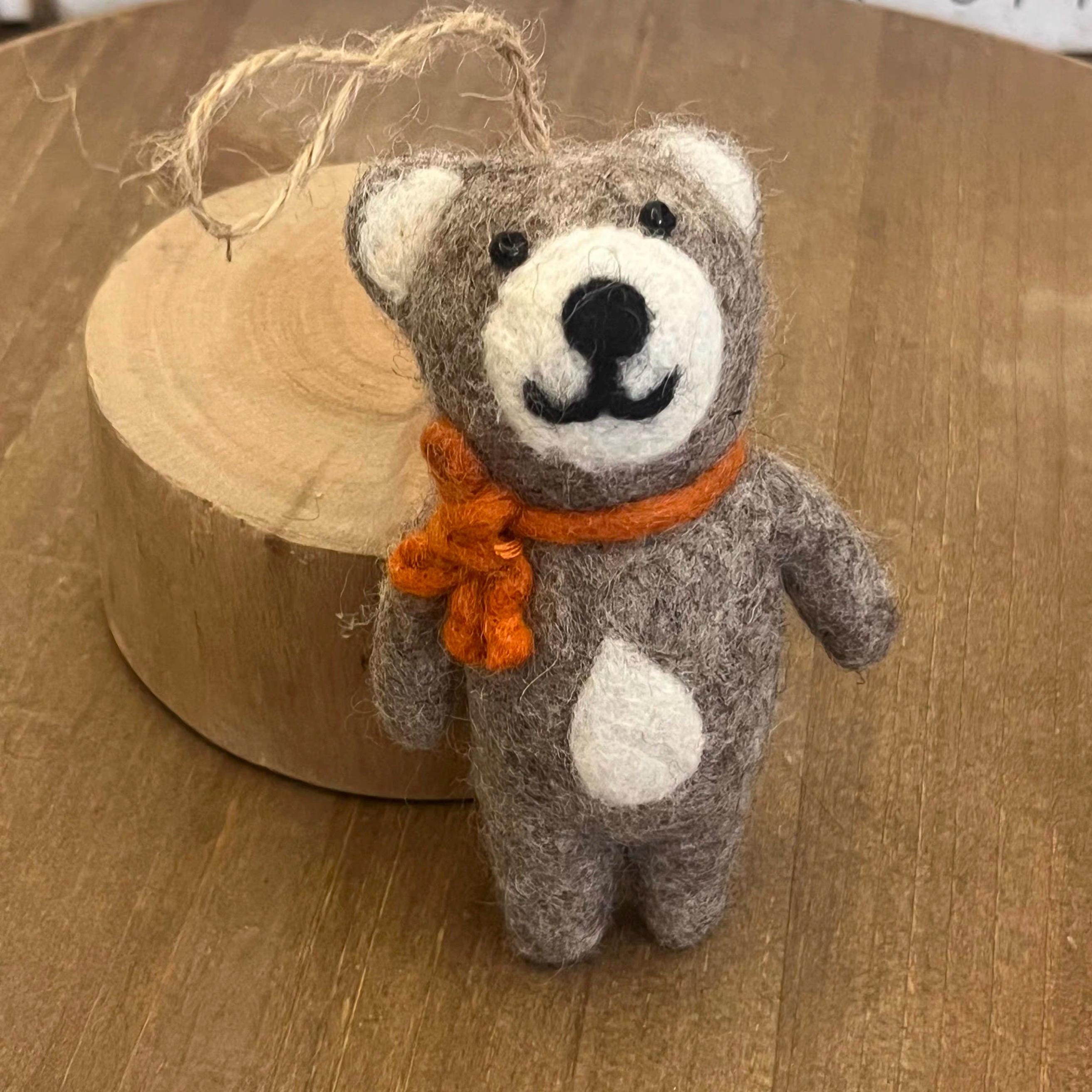 Handmade Needle Felt Teddy Bear Keychain, Wool Bear Bag Charm with Scarf, Cute Car Mirror Hanging Ornament, Unique Gift for Her