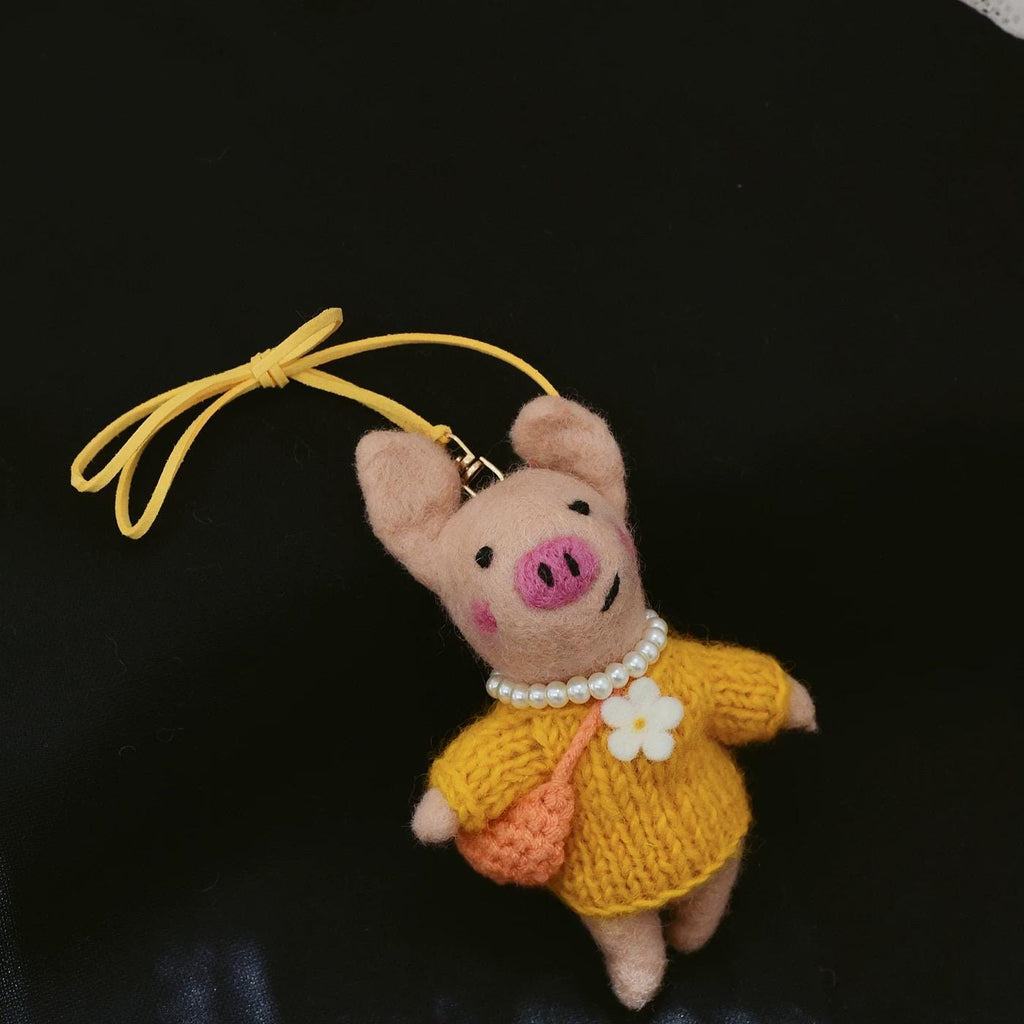 Handmade Felt Pig Keychain, Wool Felt Pig Doll Bag Charm with Yellow Sweater, Handcrafted Animal Keyring, Cute Handmade Gift