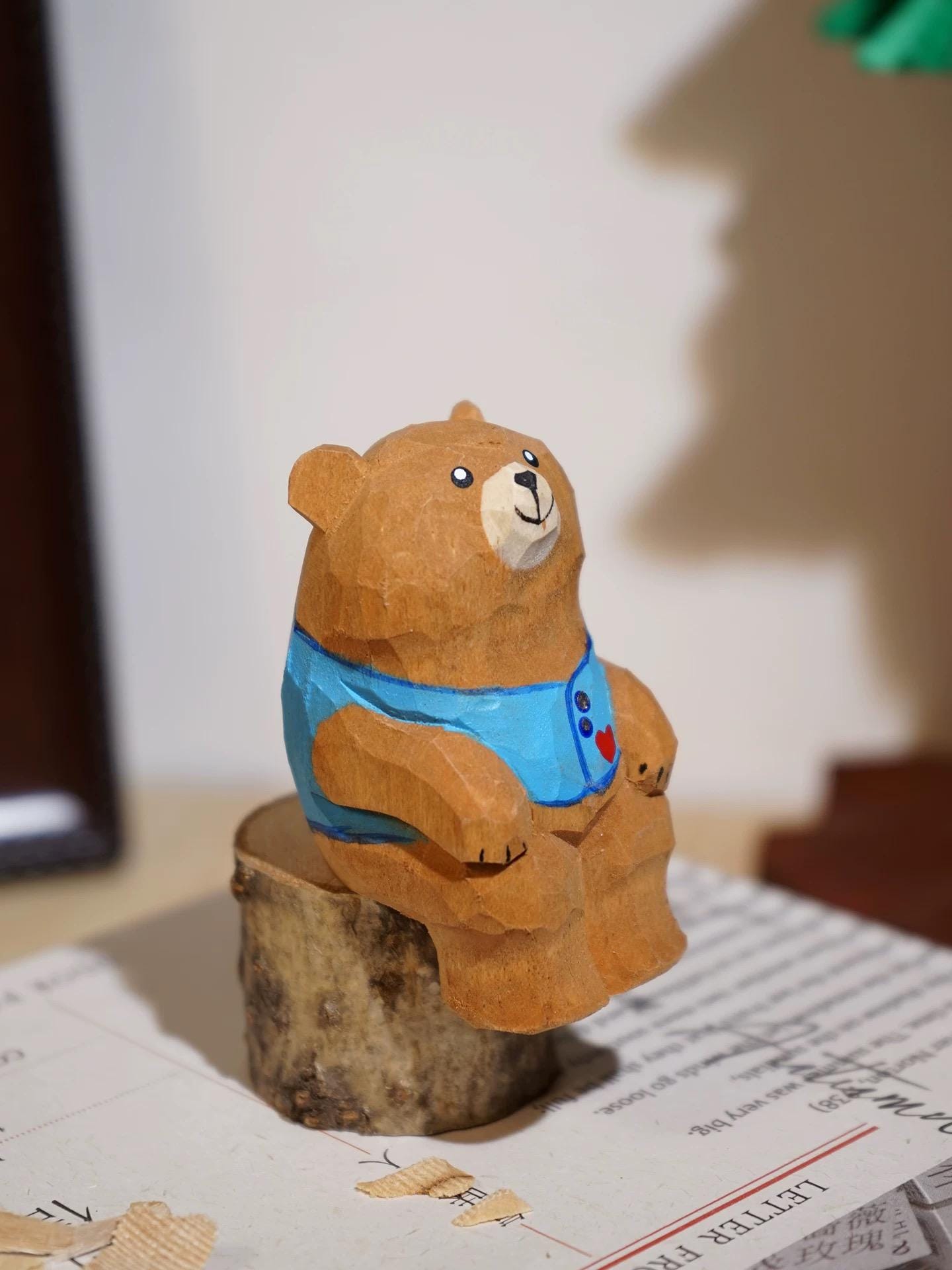 Hand Carved Wooden Bear Figurine, Mini Animal Sculpture, Desk Decor Ornament, Handmade Wood Art Gift for Friends, Kids