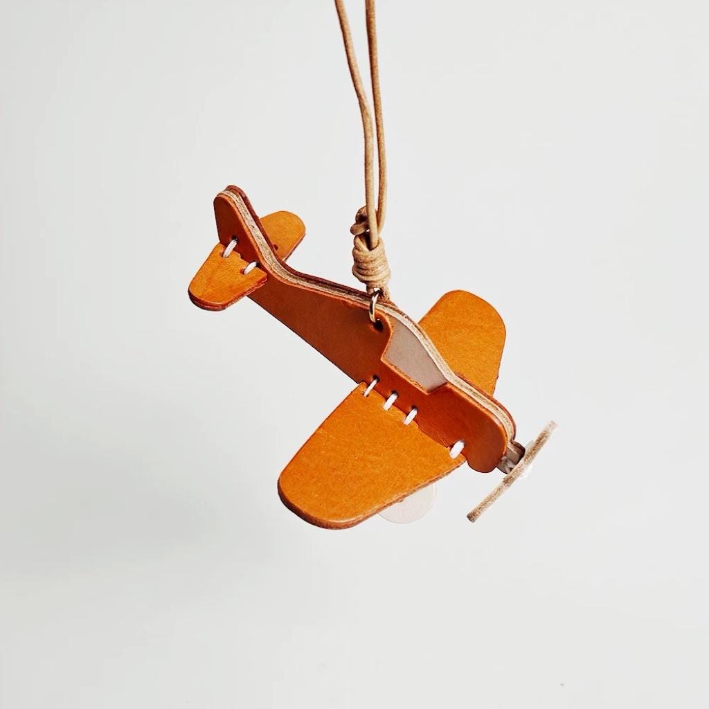 Handmade Leather Airplane Bag Charm, Leather Plane Keychain, Car Rearview Mirror Charm, Vintage Travel Bag Accessory, Cute Gift for Friends