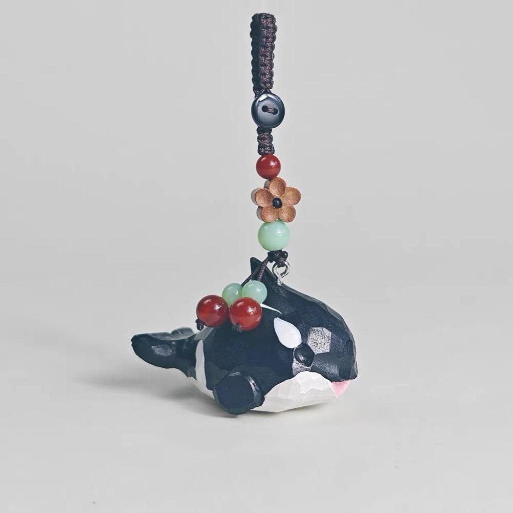 Hand Carved Wooden Orca Keychain, Handmade Japanese Style Keyring, Miniature Wood Whale Pendant, Cute Bag Charm, Car Key Accessory, Gift
